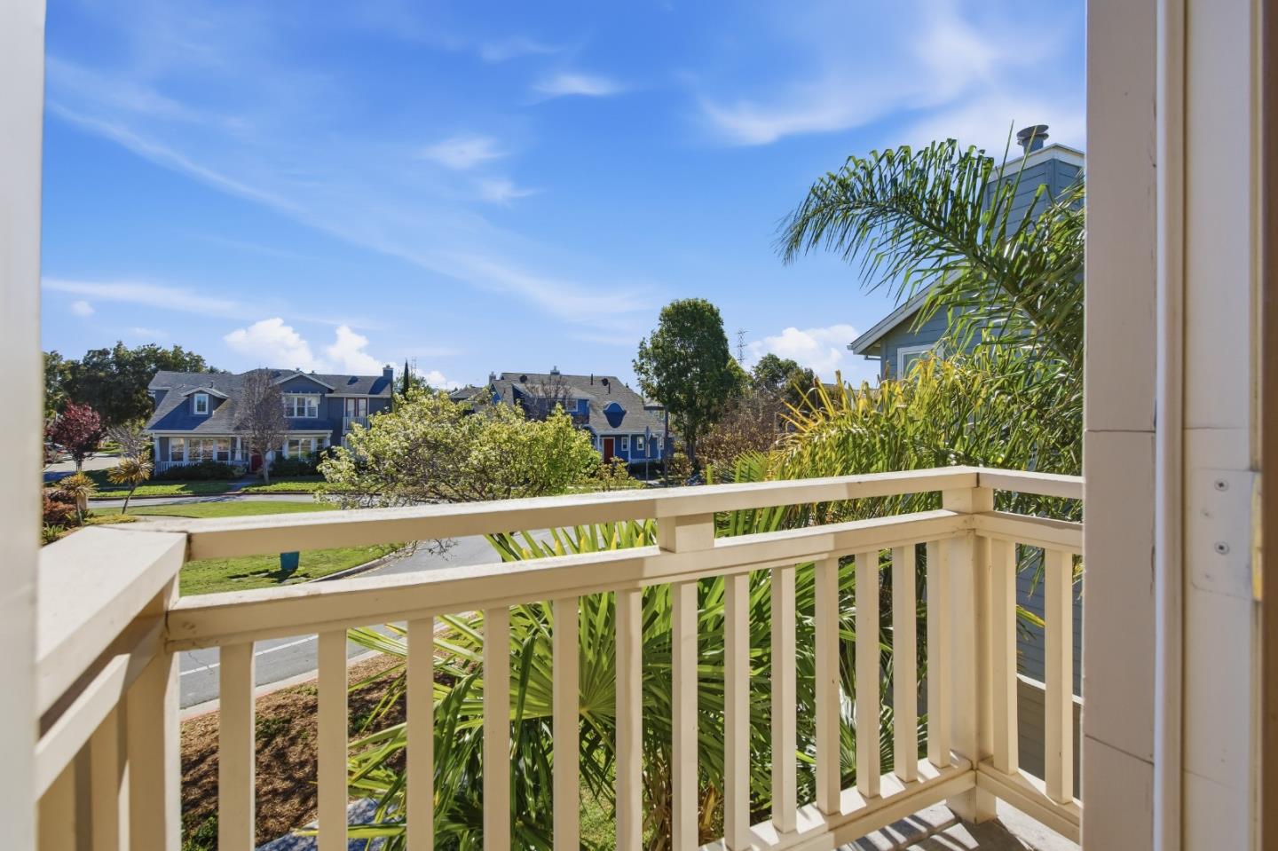 Detail Gallery Image 26 of 45 For 703 Lacewing Ln, Redwood City,  CA 94065 - 4 Beds | 2/1 Baths