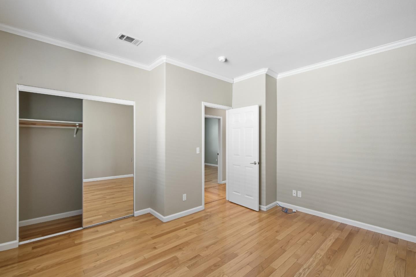 Detail Gallery Image 36 of 45 For 703 Lacewing Ln, Redwood City,  CA 94065 - 4 Beds | 2/1 Baths