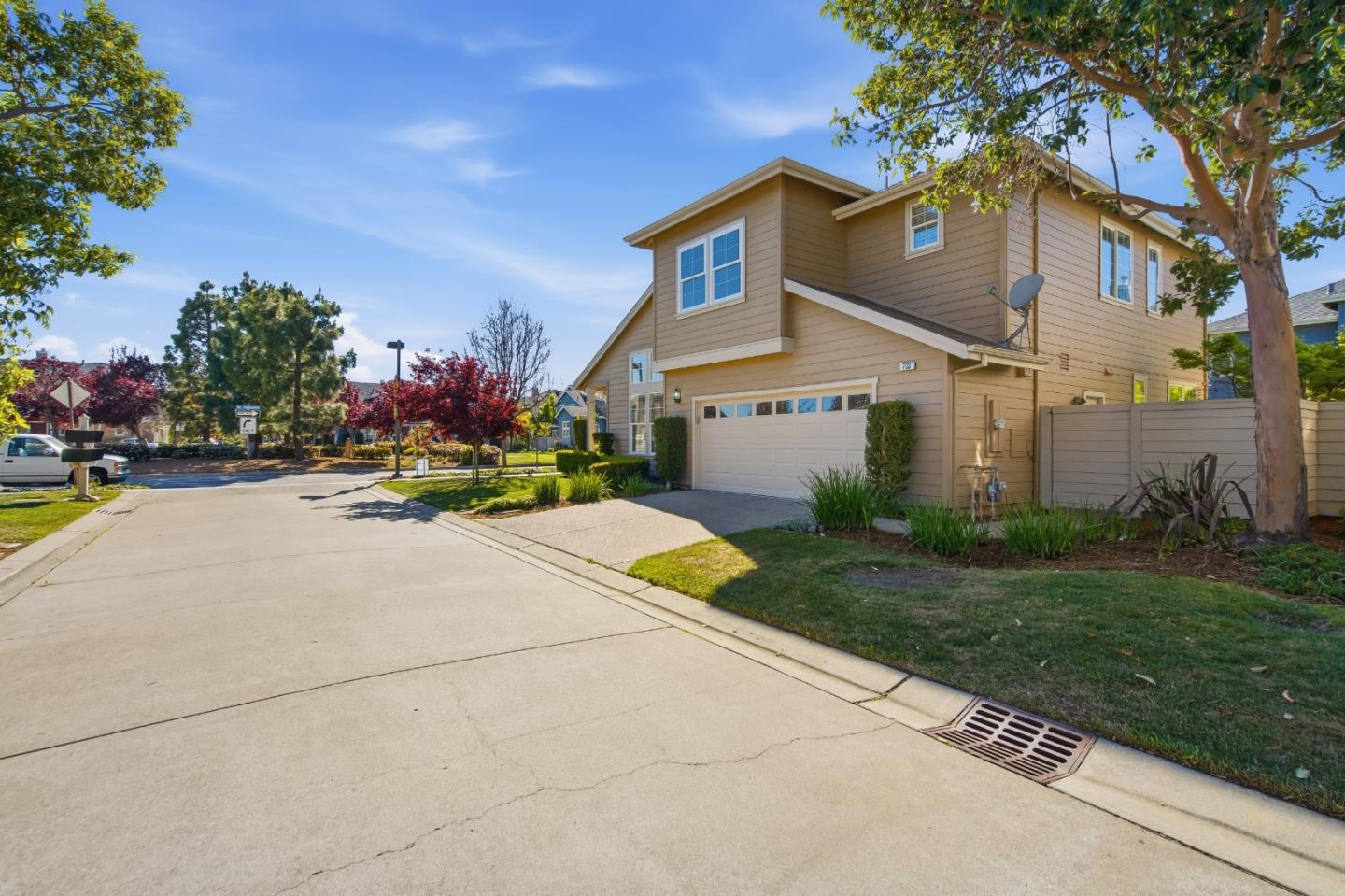 Detail Gallery Image 45 of 45 For 703 Lacewing Ln, Redwood City,  CA 94065 - 4 Beds | 2/1 Baths
