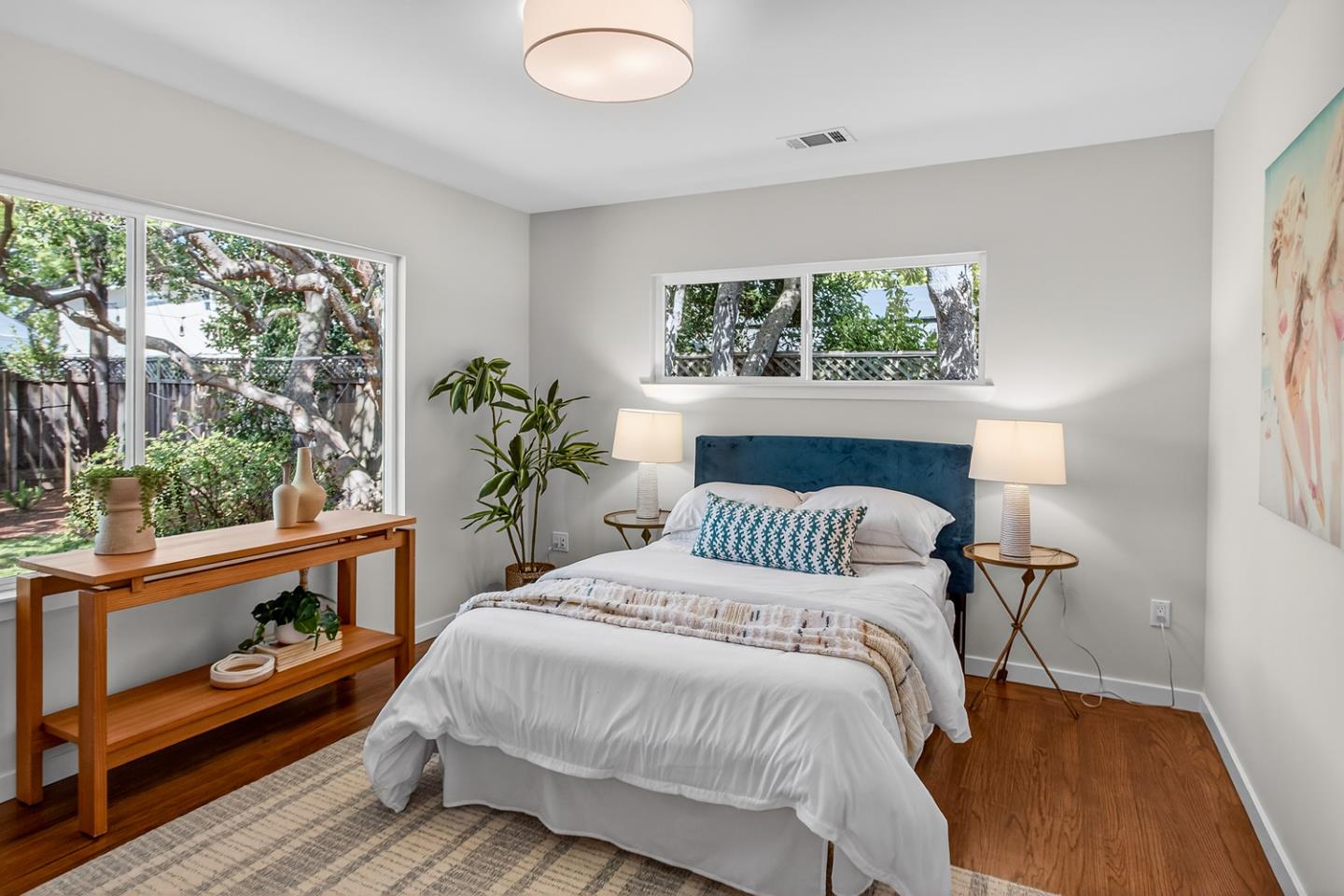 Detail Gallery Image 21 of 37 For 1418 Meadow Ln, Mountain View,  CA 94040 - 3 Beds | 2 Baths