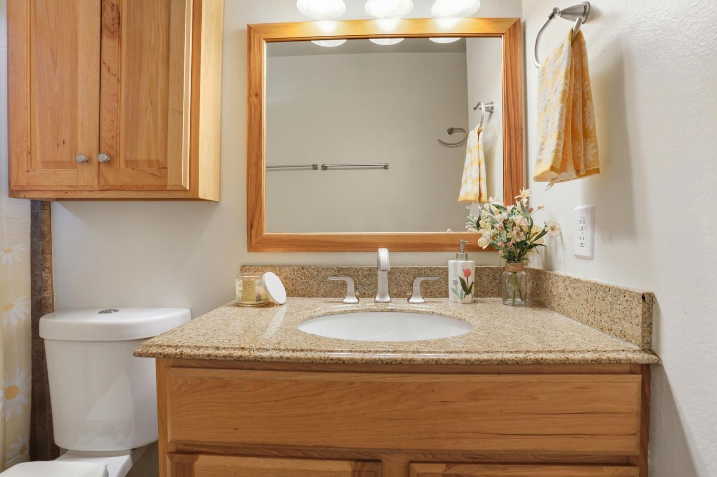 Detail Gallery Image 27 of 34 For 2048 Southwood Dr, Vacaville,  CA 95687 - 3 Beds | 1/1 Baths