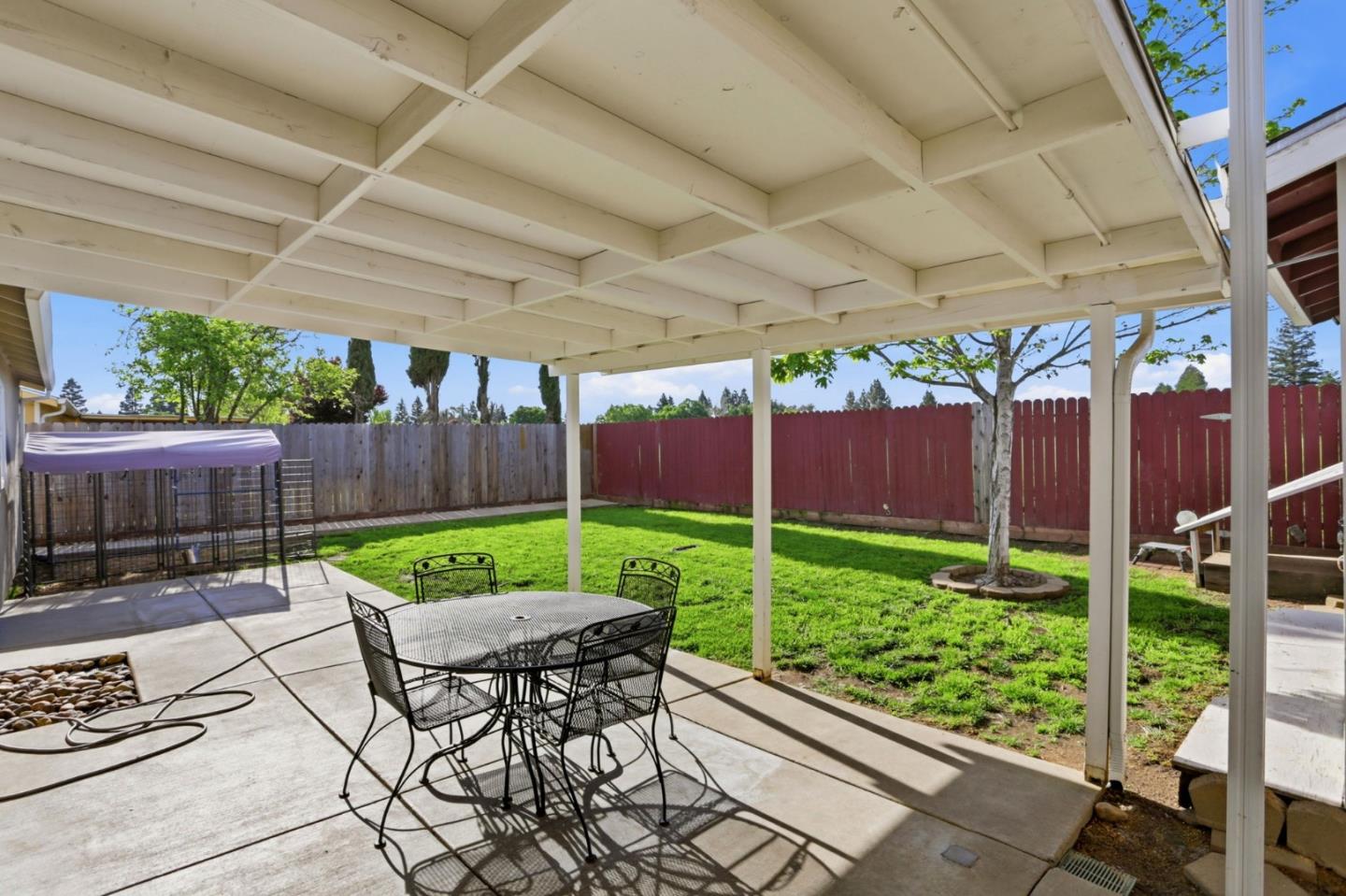 Detail Gallery Image 30 of 34 For 2048 Southwood Dr, Vacaville,  CA 95687 - 3 Beds | 1/1 Baths
