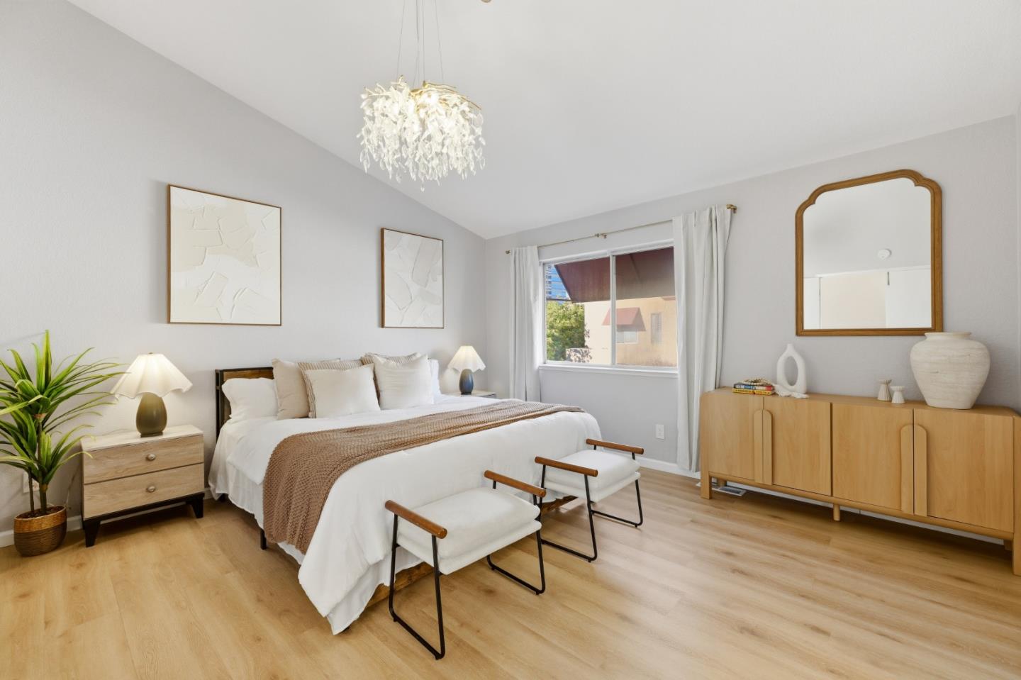 Photo #17: ML82040250 Listing: Photo #17