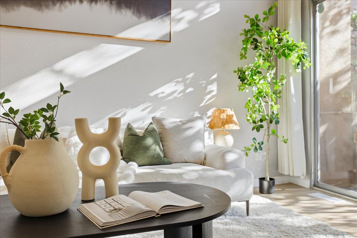 Photo #4: ML82040250 Listing: Photo #4