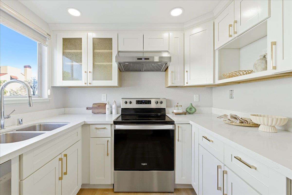 Photo #8: ML82040250 Listing: Photo #8