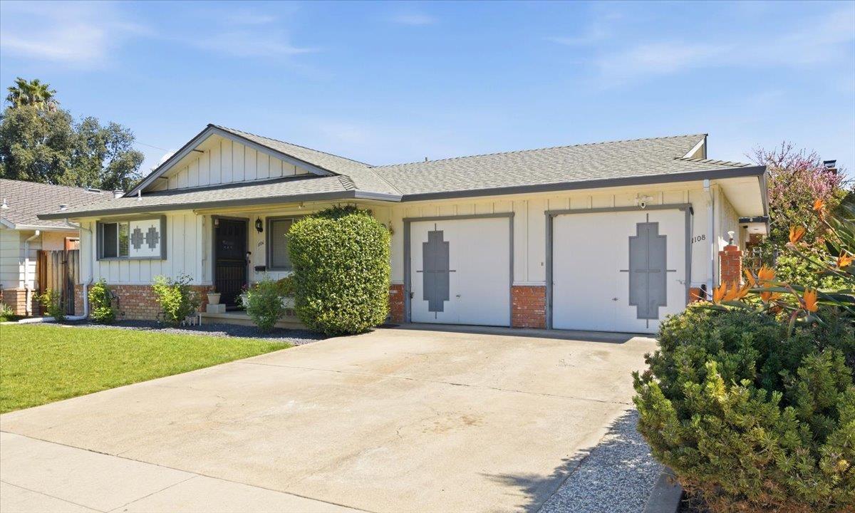 Detail Gallery Image 15 of 41 For 1106 Boynton Ave #1106,  San Jose,  CA 95117 - 5 Beds | 3/1 Baths