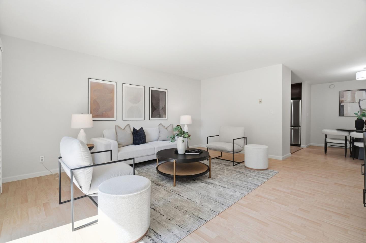 Detail Gallery Image 10 of 27 For 1031 Crestview Dr #305,  Mountain View,  CA 94040 - 2 Beds | 2 Baths