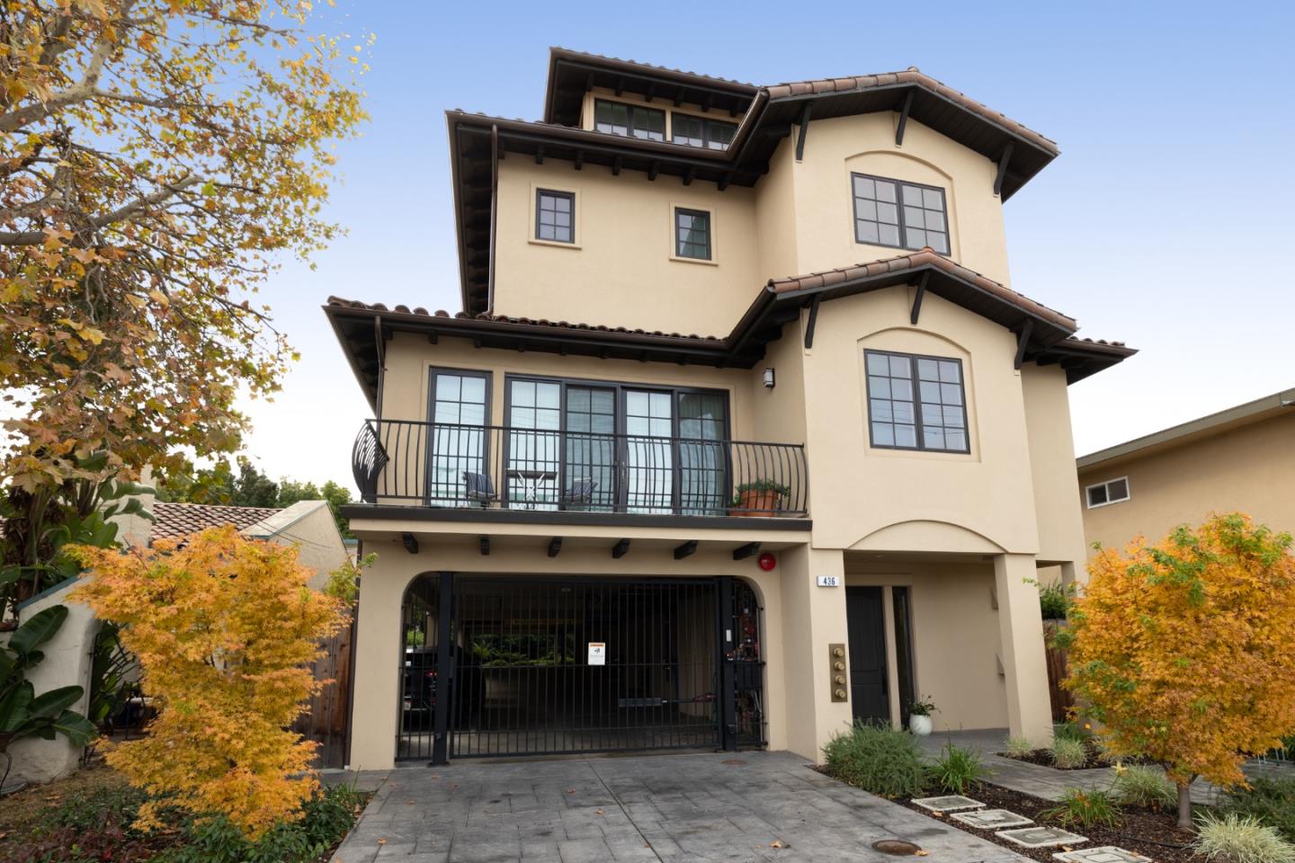 Front Image Thumbnail for ML82040257