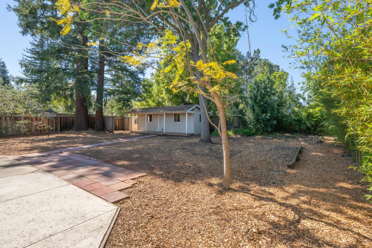 866 Echo Drive, Los Altos, CA, 94024