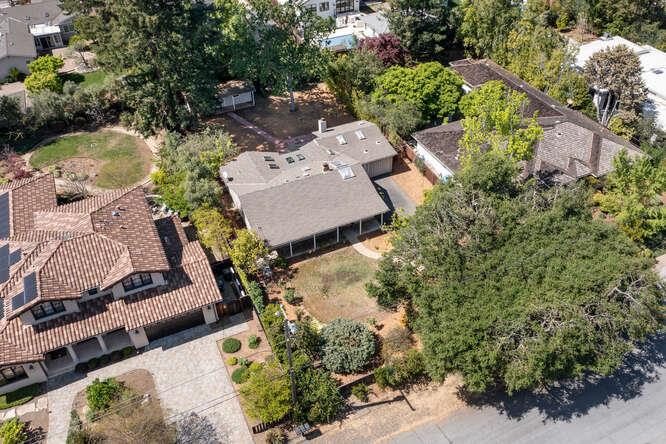 866 Echo Drive, Los Altos, CA, 94024