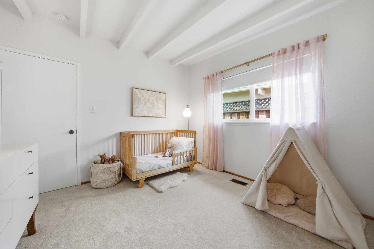 Detail Gallery Image 31 of 47 For 206 Thompson Ave, Mountain View,  CA 94043 - 3 Beds | 2 Baths