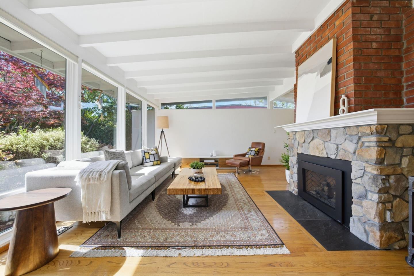 Detail Gallery Image 7 of 47 For 206 Thompson Ave, Mountain View,  CA 94043 - 3 Beds | 2 Baths