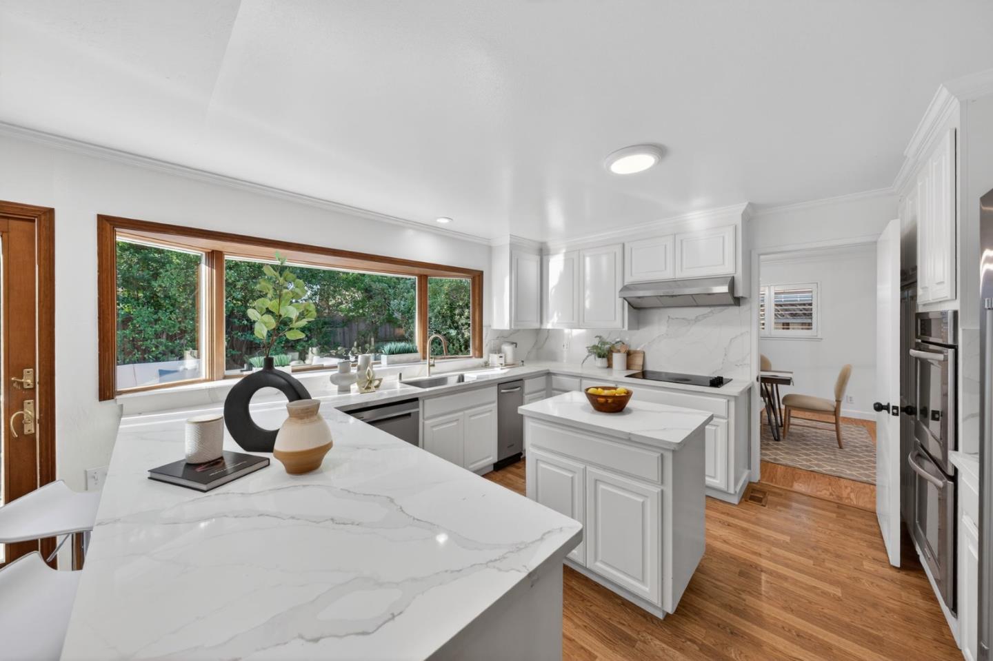 Detail Gallery Image 8 of 45 For 1825 Harris Ave, San Jose,  CA 95124 - 5 Beds | 3 Baths