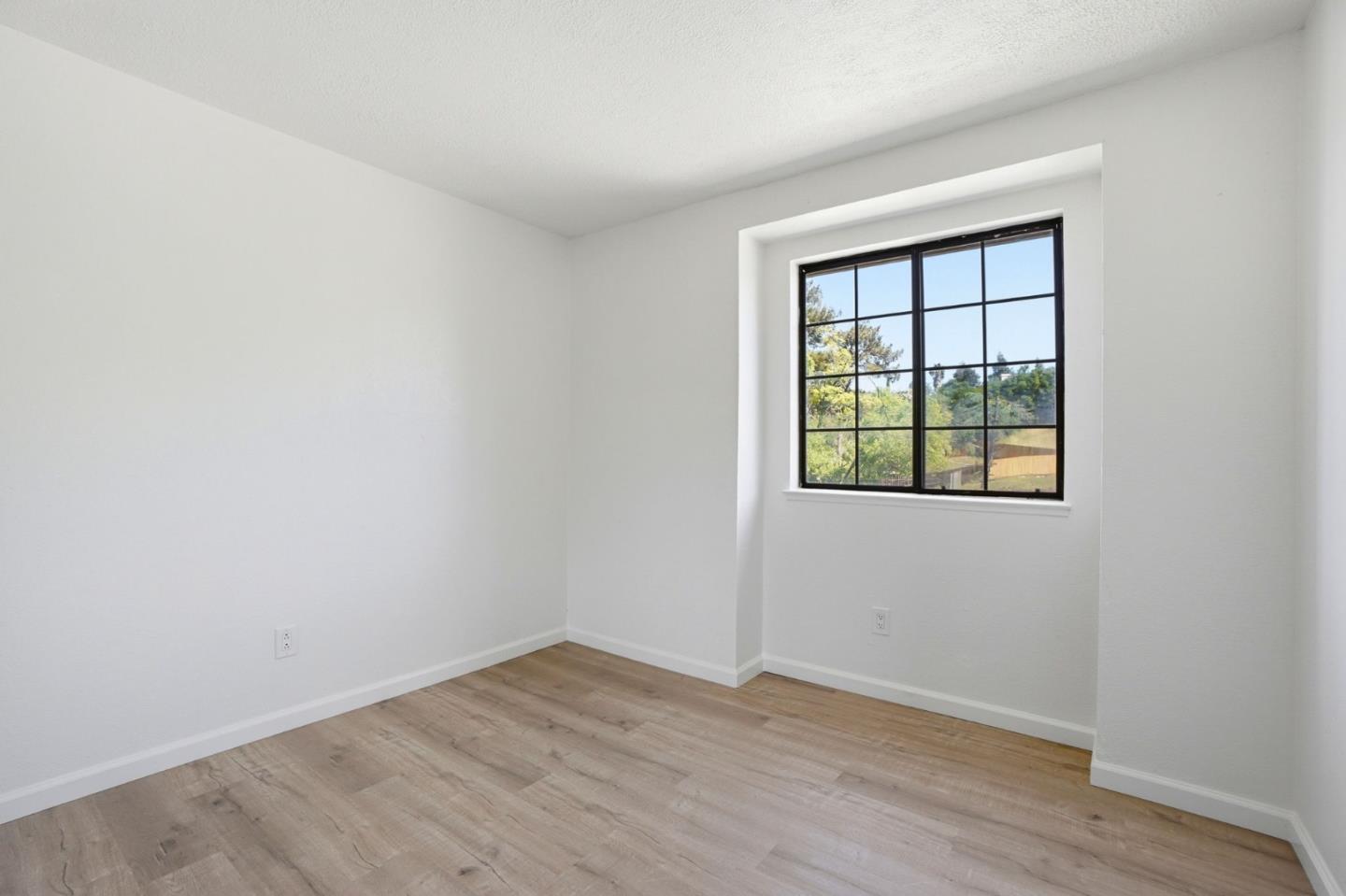 Detail Gallery Image 15 of 29 For 4368 via Dora Dr, Antioch,  CA 94531 - 4 Beds | 2/1 Baths