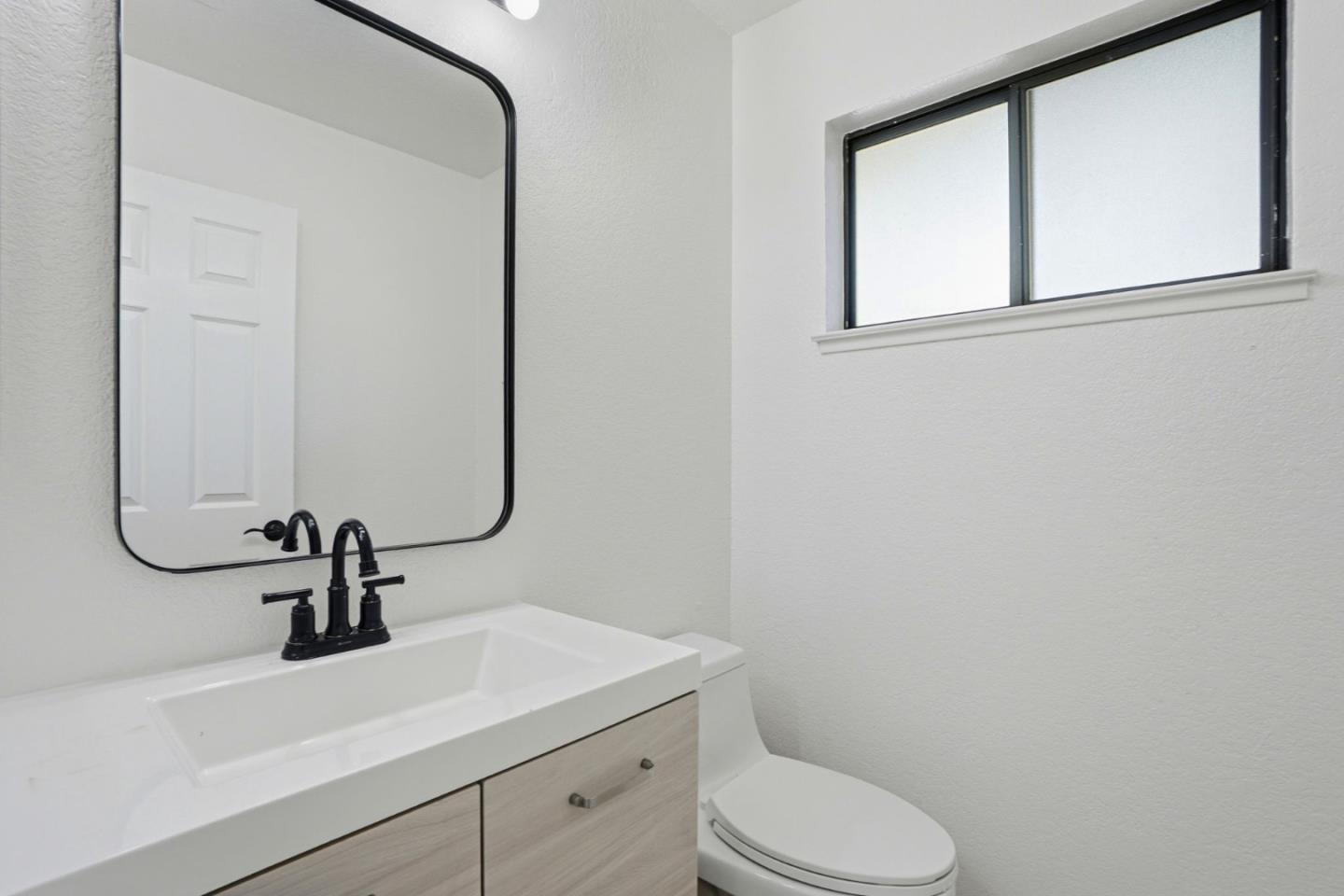 Detail Gallery Image 24 of 29 For 4368 via Dora Dr, Antioch,  CA 94531 - 4 Beds | 2/1 Baths