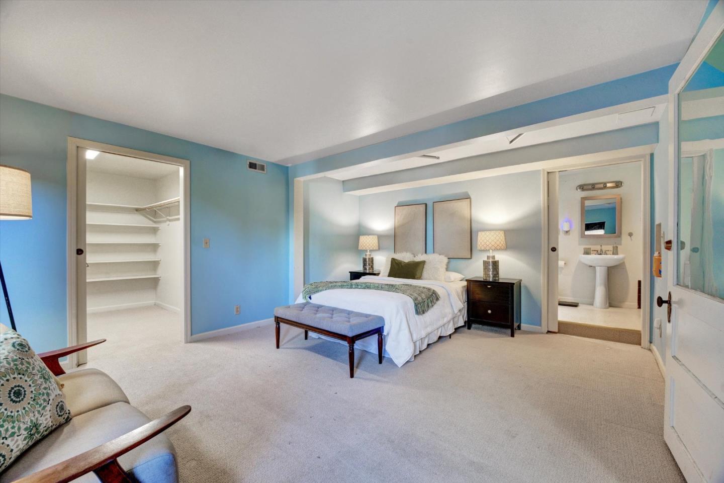 Detail Gallery Image 10 of 22 For 89 Yosemite Ave, Oakland,  CA 94611 - 3 Beds | 2 Baths