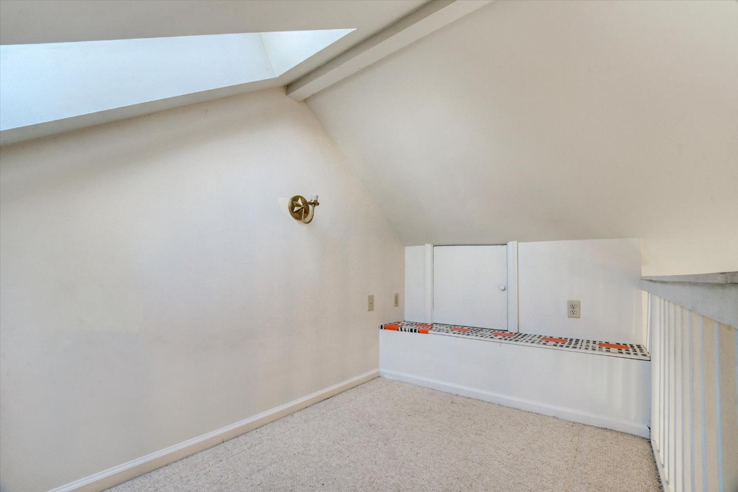Detail Gallery Image 17 of 22 For 89 Yosemite Ave, Oakland,  CA 94611 - 3 Beds | 2 Baths