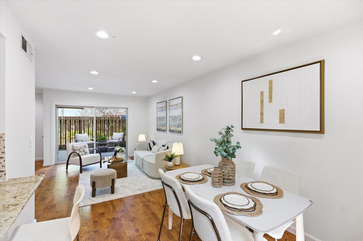 Detail Gallery Image 15 of 44 For 236 E Red Oak Dr #B,  Sunnyvale,  CA 94086 - 2 Beds | 1/1 Baths