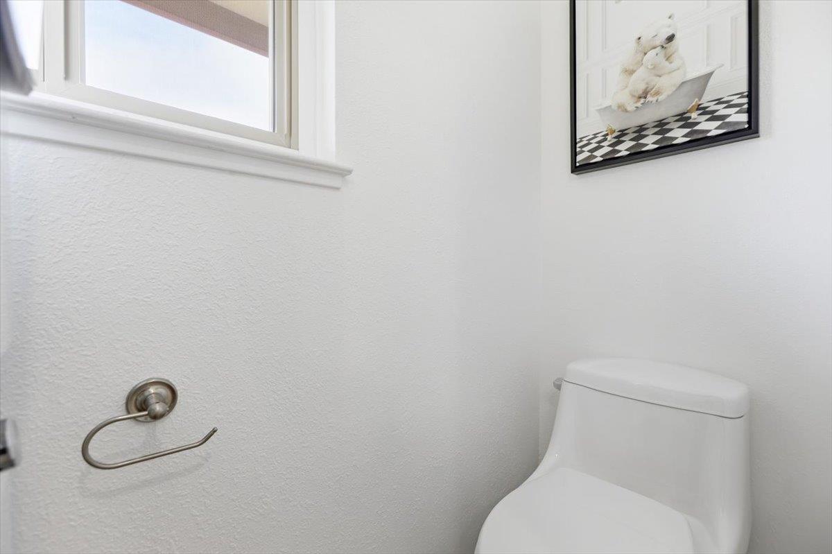Detail Gallery Image 18 of 44 For 236 E Red Oak Dr #B,  Sunnyvale,  CA 94086 - 2 Beds | 1/1 Baths
