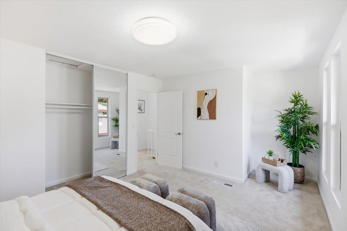 Detail Gallery Image 24 of 44 For 236 E Red Oak Dr #B,  Sunnyvale,  CA 94086 - 2 Beds | 1/1 Baths