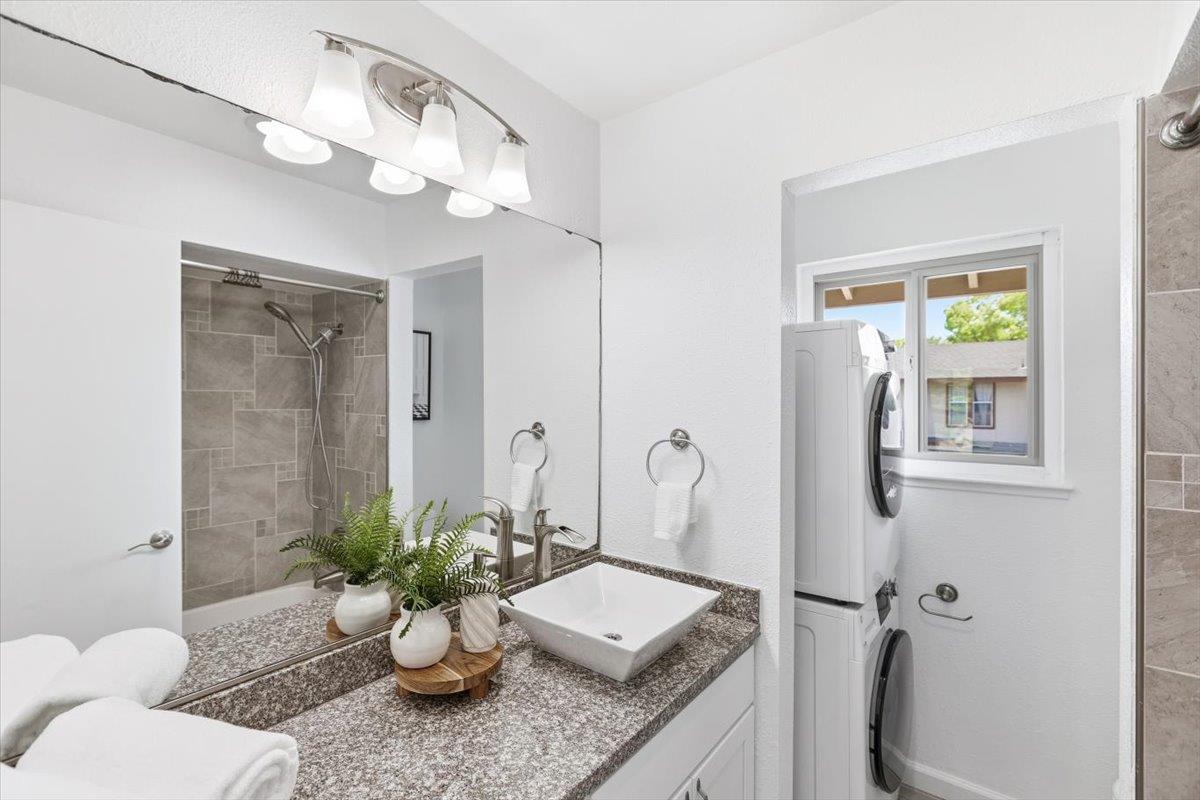 Detail Gallery Image 25 of 44 For 236 E Red Oak Dr #B,  Sunnyvale,  CA 94086 - 2 Beds | 1/1 Baths