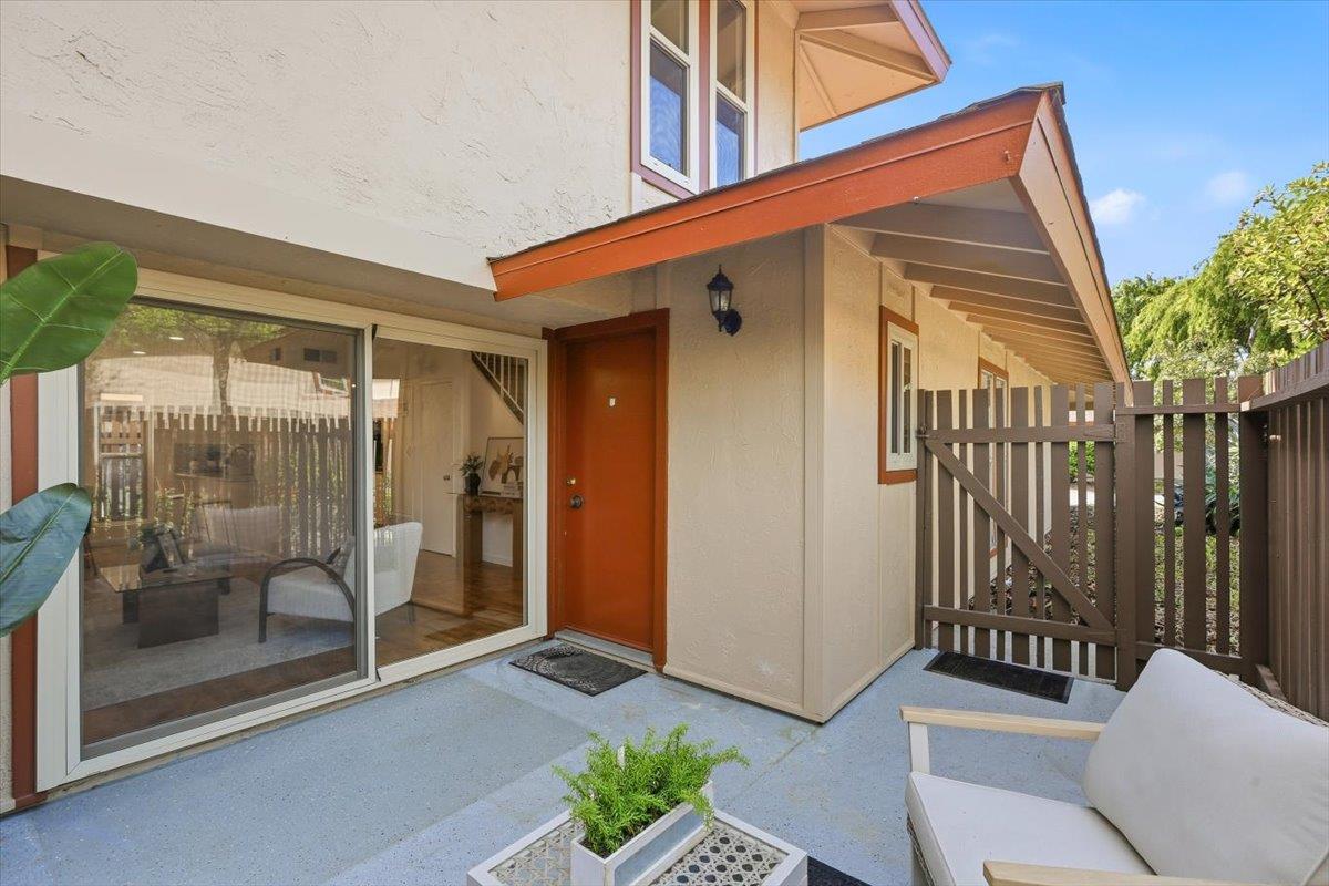 Detail Gallery Image 30 of 44 For 236 E Red Oak Dr #B,  Sunnyvale,  CA 94086 - 2 Beds | 1/1 Baths