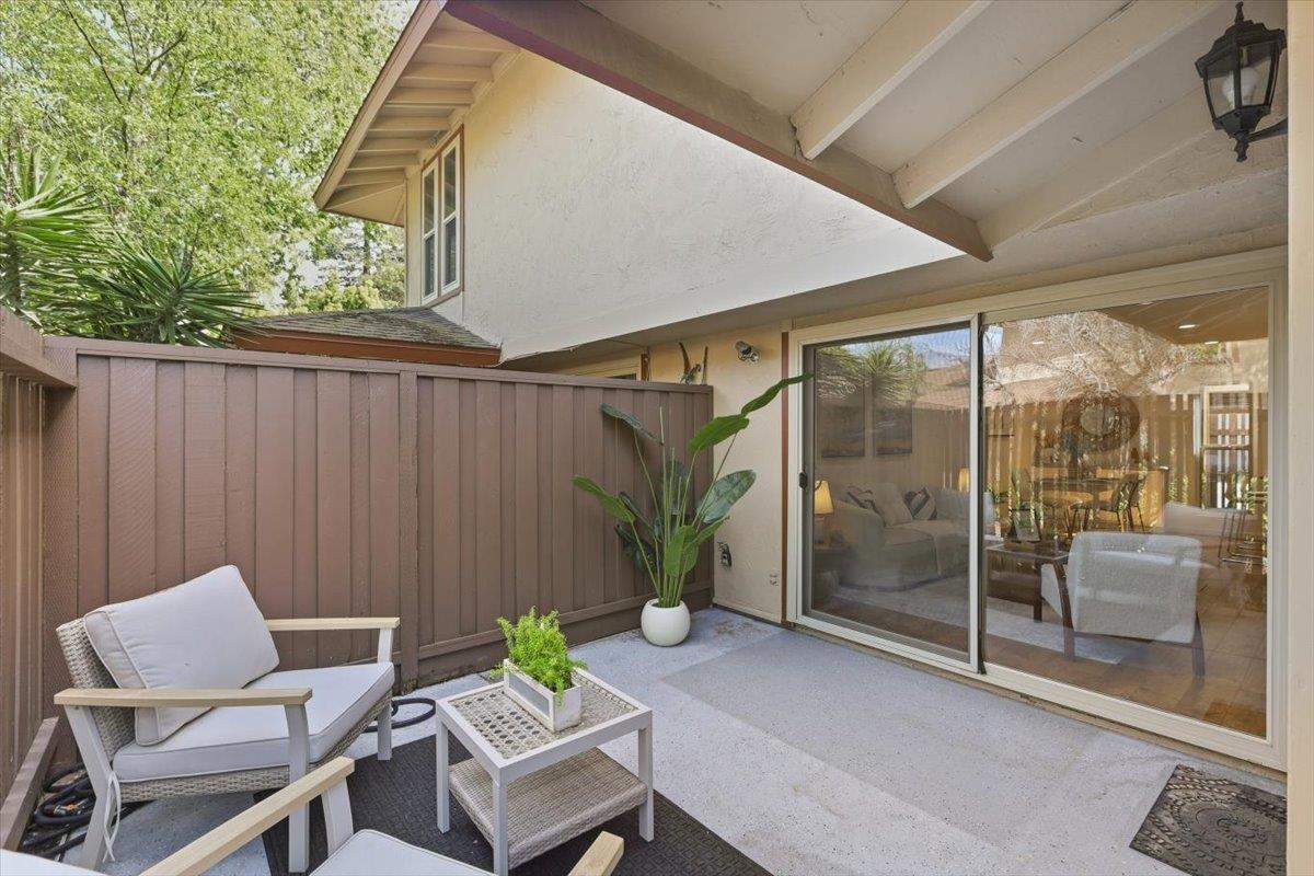 Detail Gallery Image 31 of 44 For 236 E Red Oak Dr #B,  Sunnyvale,  CA 94086 - 2 Beds | 1/1 Baths