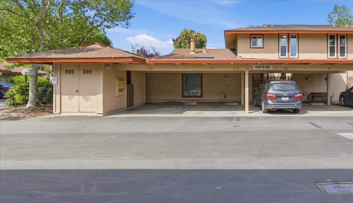 Detail Gallery Image 34 of 44 For 236 E Red Oak Dr #B,  Sunnyvale,  CA 94086 - 2 Beds | 1/1 Baths