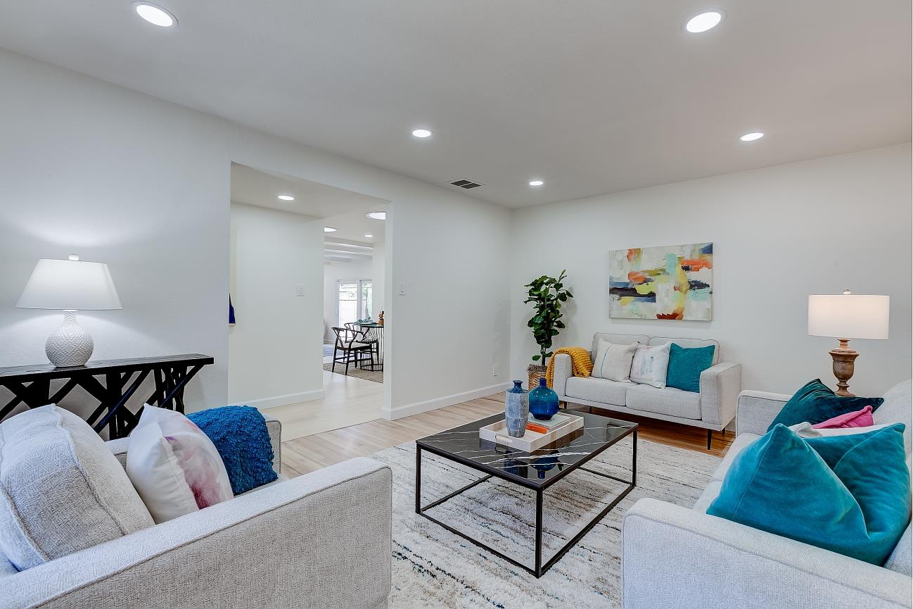 Detail Gallery Image 4 of 24 For 6217 Hopi Ct, San Jose,  CA 95123 - 3 Beds | 2 Baths