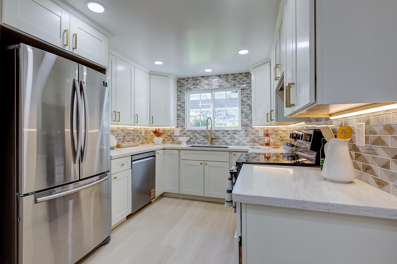 Detail Gallery Image 5 of 24 For 6217 Hopi Ct, San Jose,  CA 95123 - 3 Beds | 2 Baths