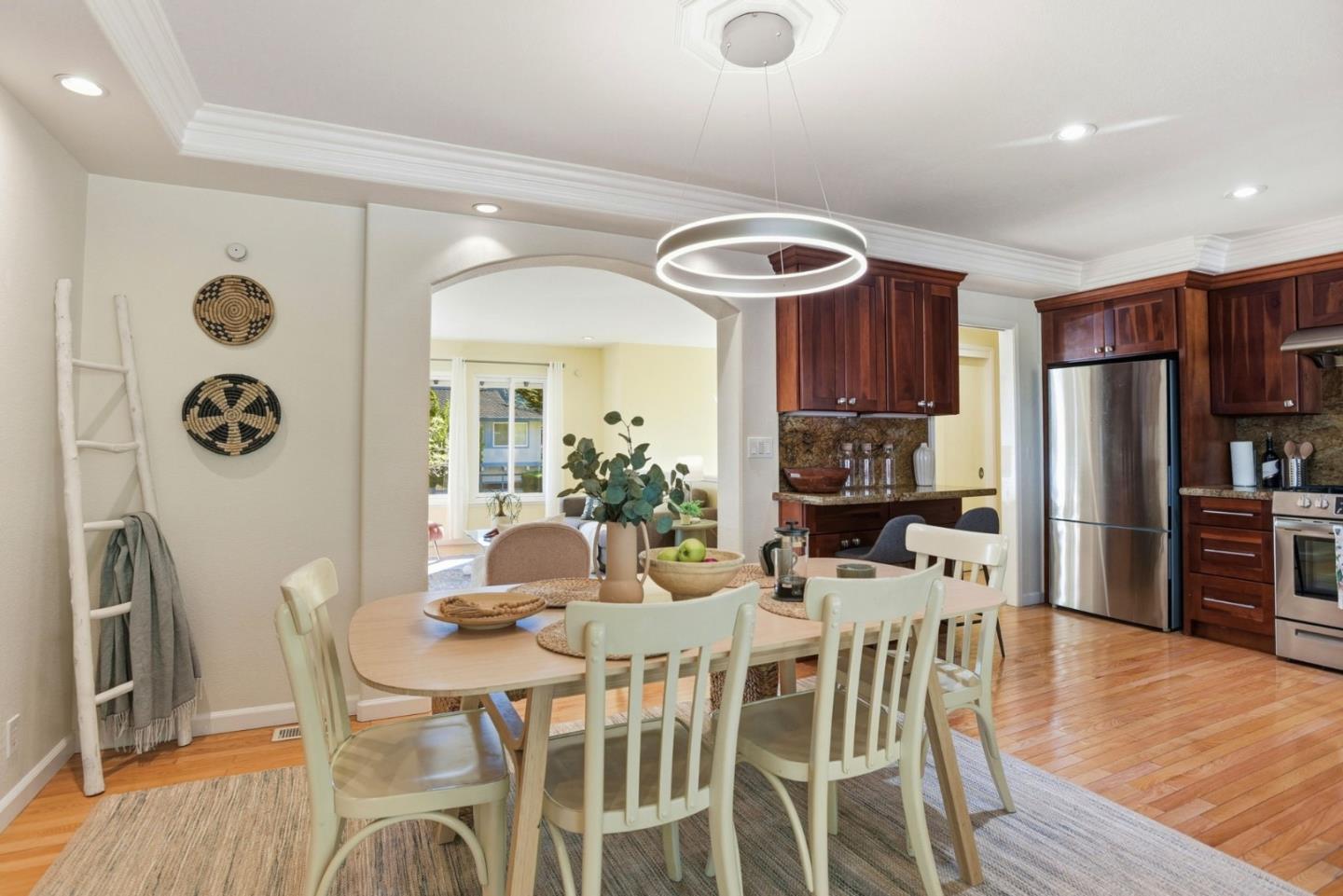 Detail Gallery Image 13 of 46 For 1155 Grand Teton Dr, Pacifica,  CA 94044 - 3 Beds | 3 Baths