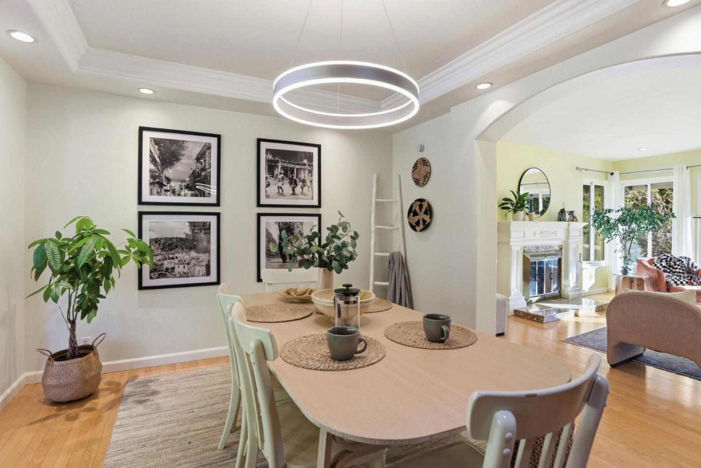 Detail Gallery Image 14 of 46 For 1155 Grand Teton Dr, Pacifica,  CA 94044 - 3 Beds | 3 Baths