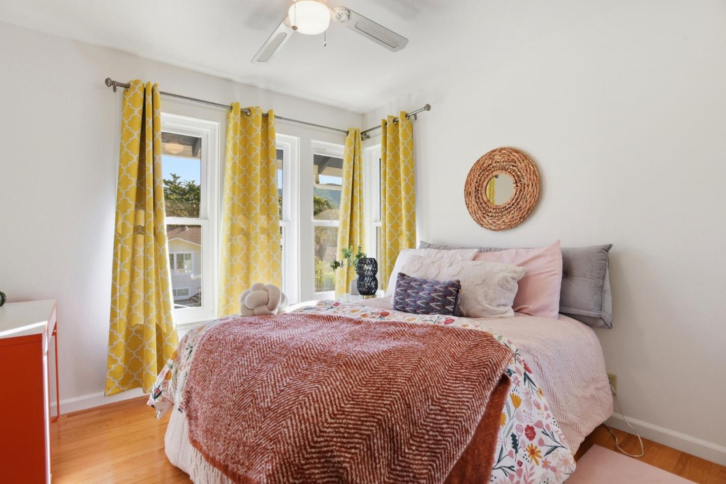 Detail Gallery Image 23 of 46 For 1155 Grand Teton Dr, Pacifica,  CA 94044 - 3 Beds | 3 Baths