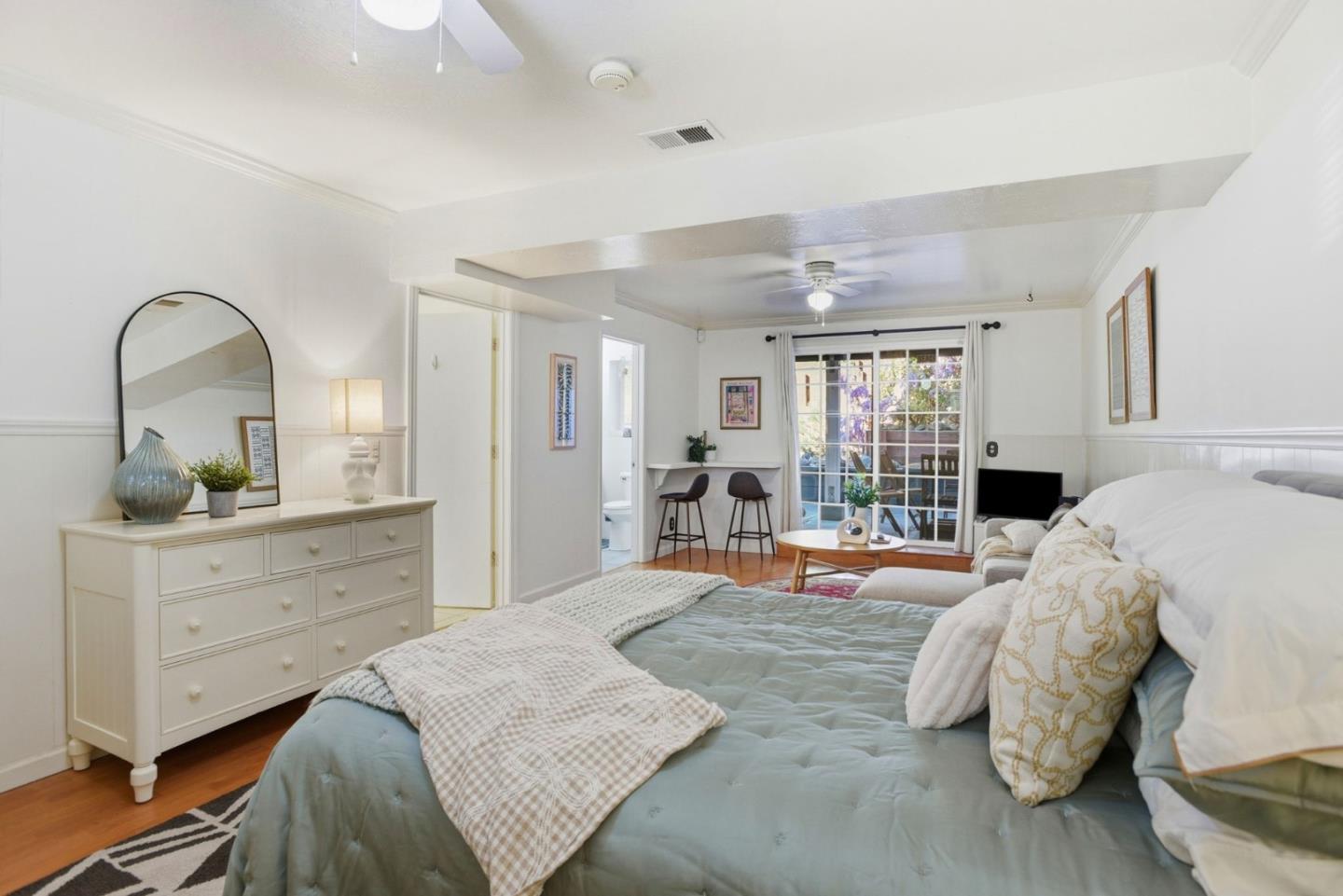 Detail Gallery Image 33 of 46 For 1155 Grand Teton Dr, Pacifica,  CA 94044 - 3 Beds | 3 Baths