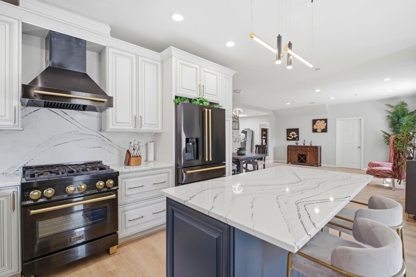 Detail Gallery Image 10 of 26 For 36985 Walnut St, Newark,  CA 94560 - 4 Beds | 3 Baths