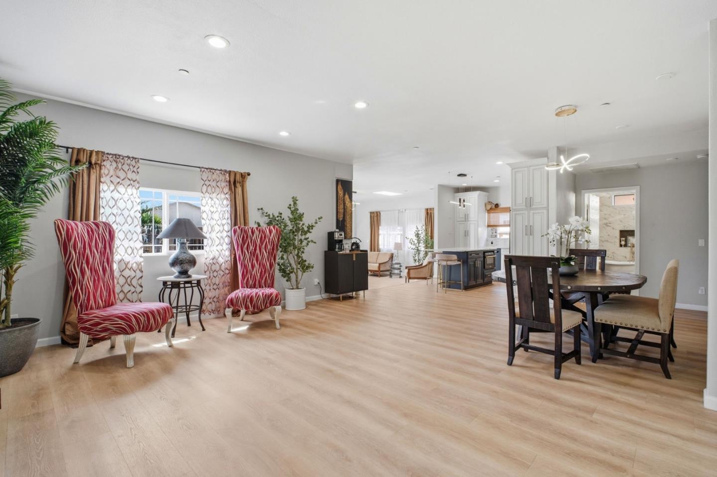 Detail Gallery Image 12 of 26 For 36985 Walnut St, Newark,  CA 94560 - 4 Beds | 3 Baths