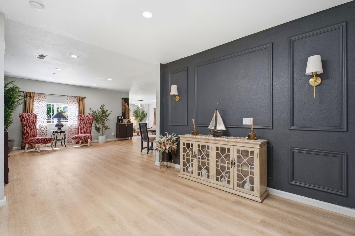 Detail Gallery Image 5 of 26 For 36985 Walnut St, Newark,  CA 94560 - 4 Beds | 3 Baths