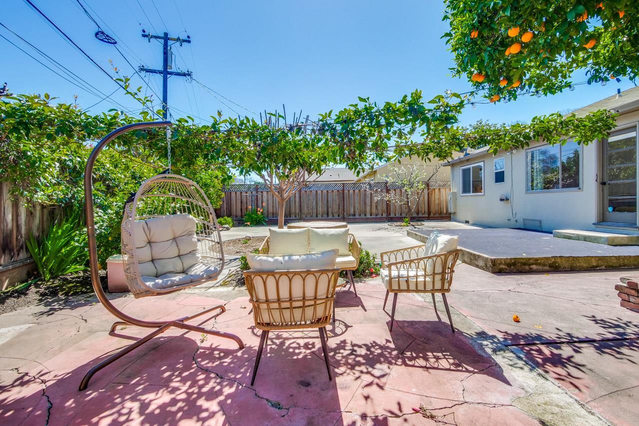 Detail Gallery Image 50 of 51 For 732 N Redwood Ave, San Jose,  CA 95128 - 3 Beds | 1/1 Baths