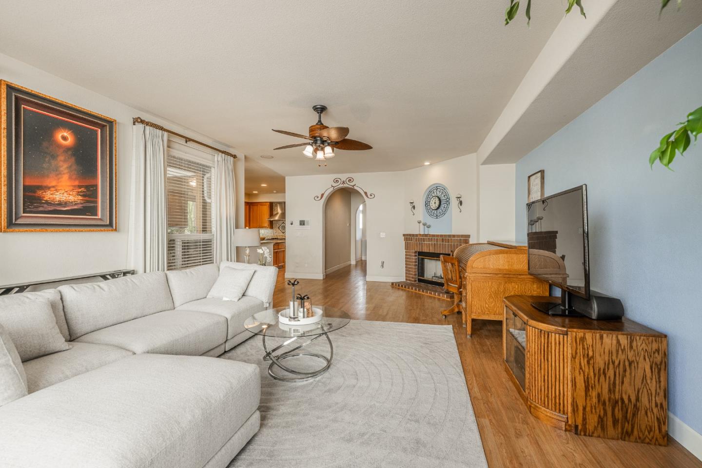 Detail Gallery Image 13 of 47 For 1533 Calco Creek Dr, San Jose,  CA 95127 - 6 Beds | 4 Baths