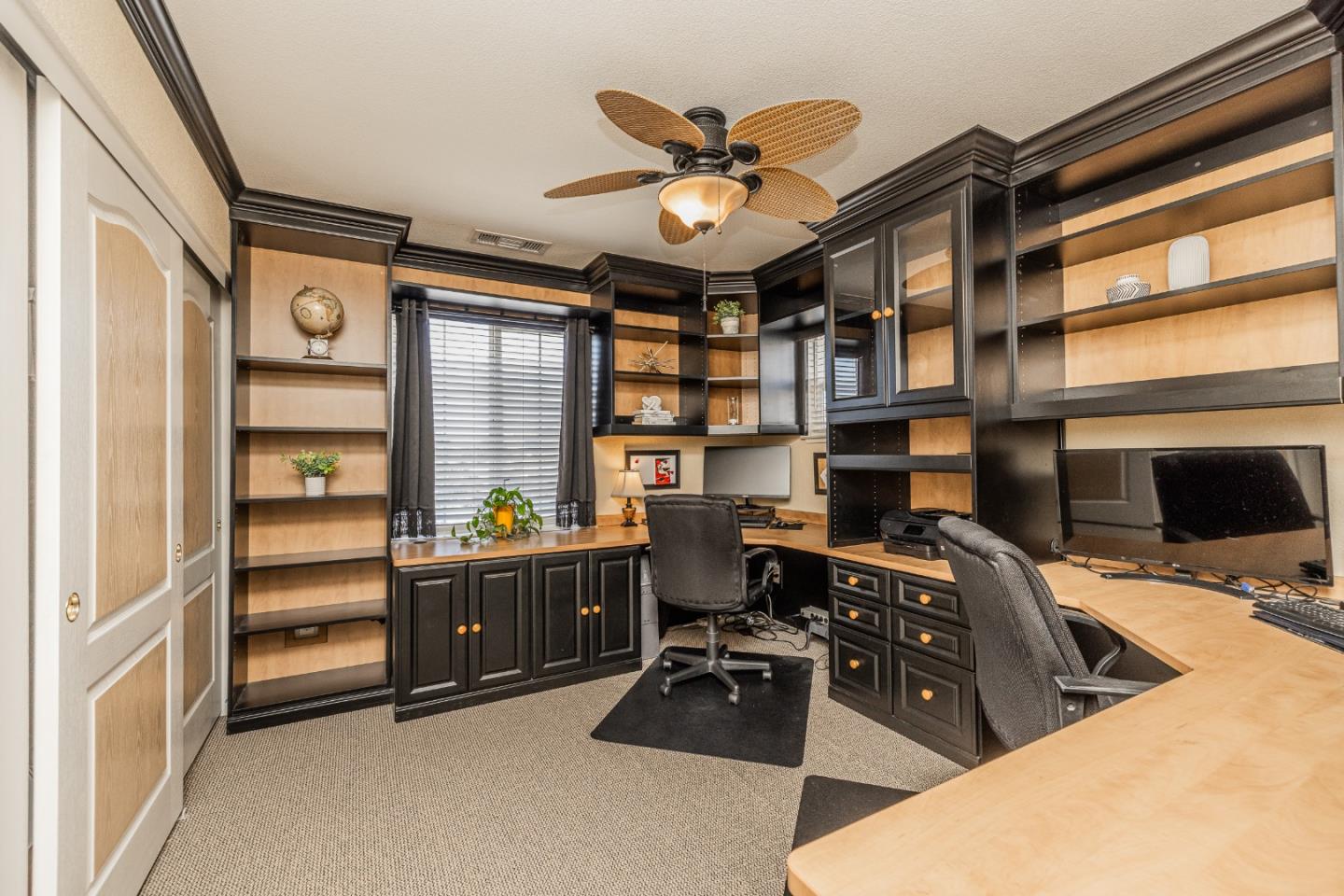 Detail Gallery Image 25 of 47 For 1533 Calco Creek Dr, San Jose,  CA 95127 - 6 Beds | 4 Baths