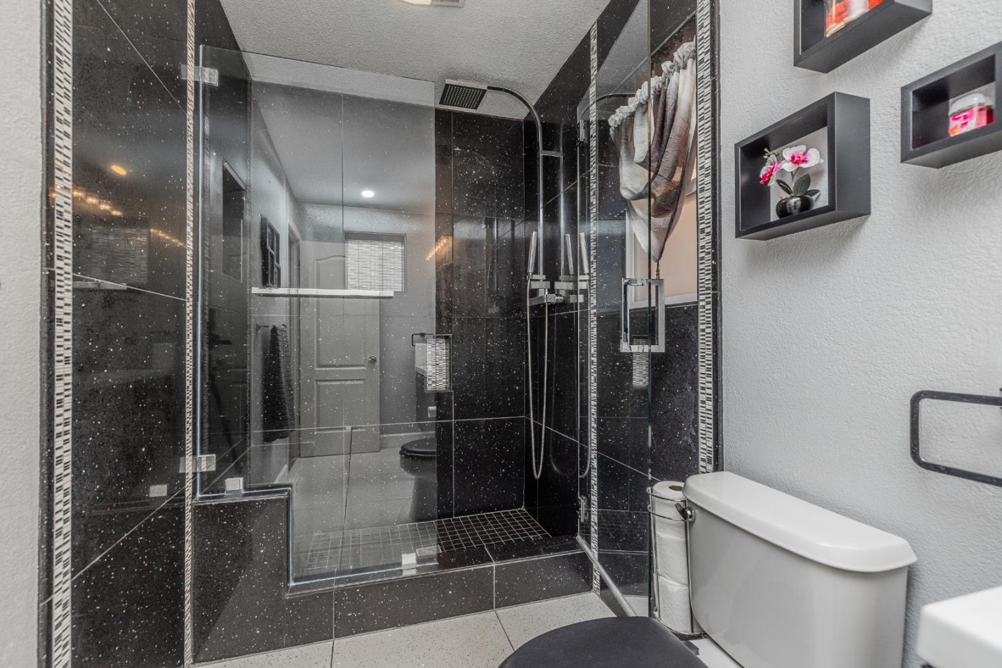 Detail Gallery Image 28 of 47 For 1533 Calco Creek Dr, San Jose,  CA 95127 - 6 Beds | 4 Baths