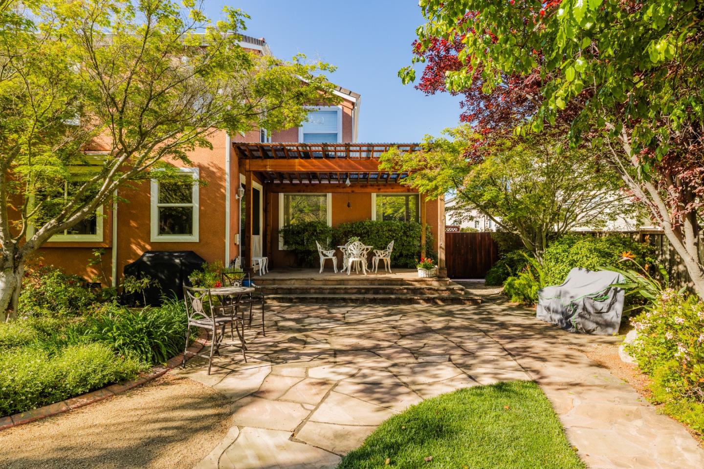 Detail Gallery Image 39 of 47 For 1533 Calco Creek Dr, San Jose,  CA 95127 - 6 Beds | 4 Baths