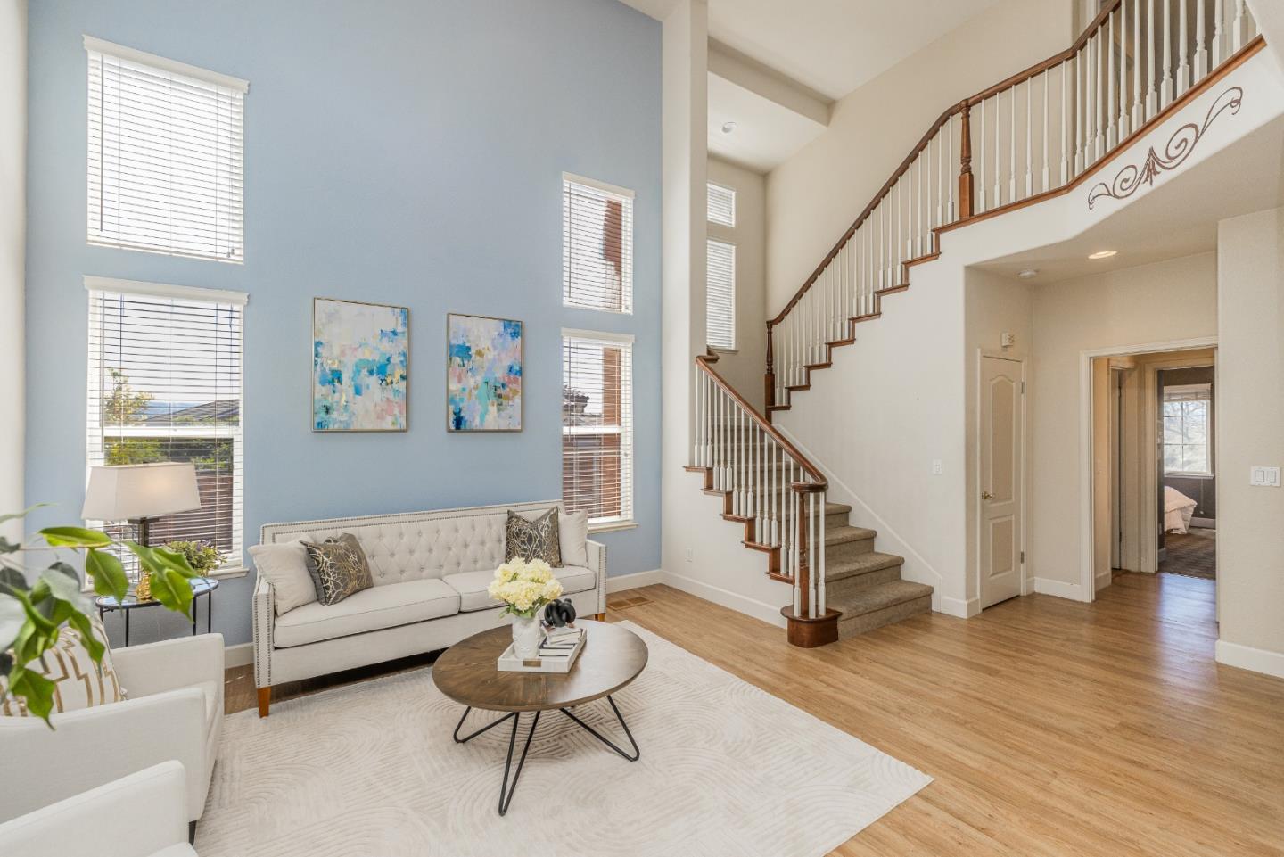 Detail Gallery Image 6 of 47 For 1533 Calco Creek Dr, San Jose,  CA 95127 - 6 Beds | 4 Baths