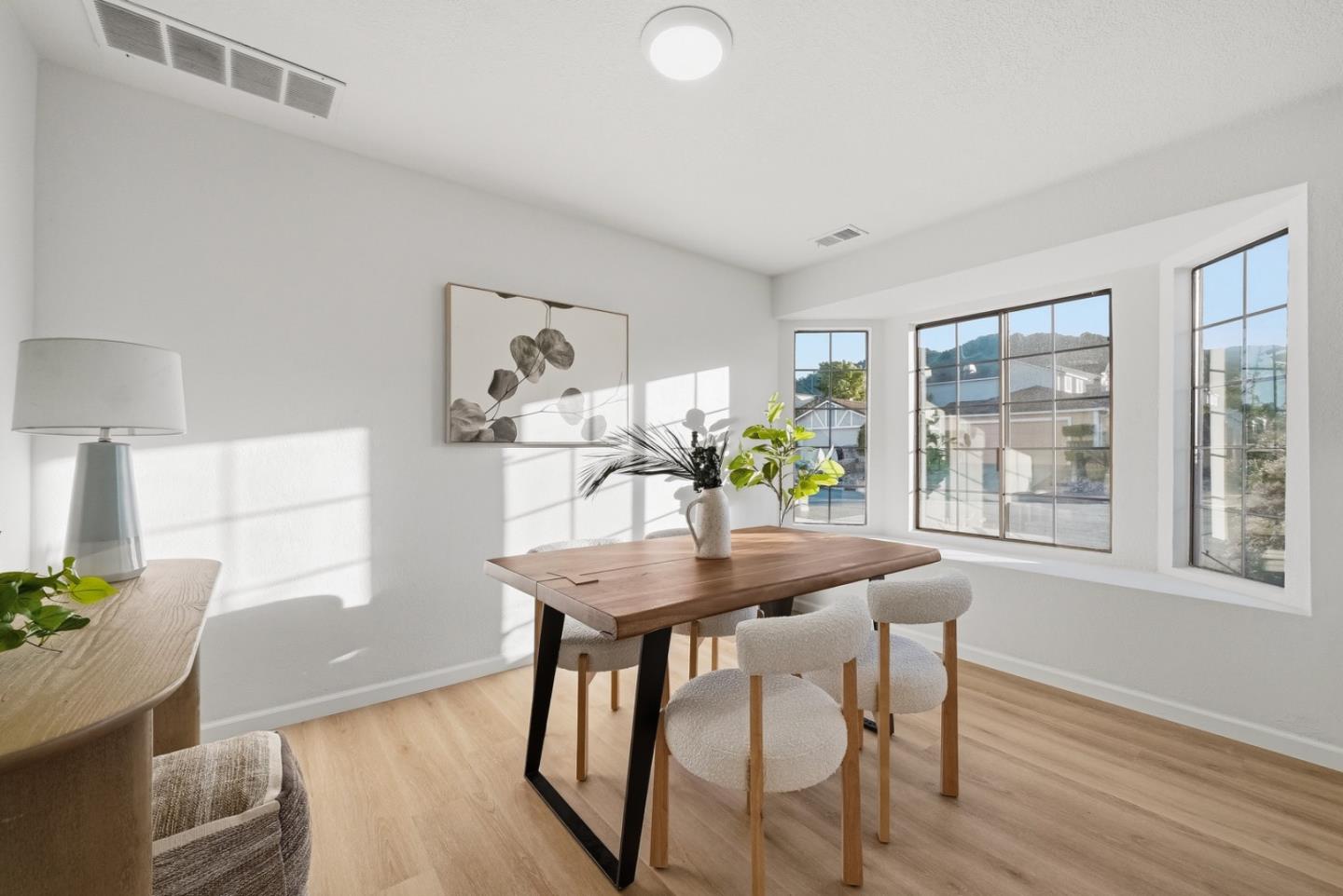 Detail Gallery Image 13 of 38 For 7252 Martwood Way, San Jose,  CA 95120 - 3 Beds | 2/1 Baths