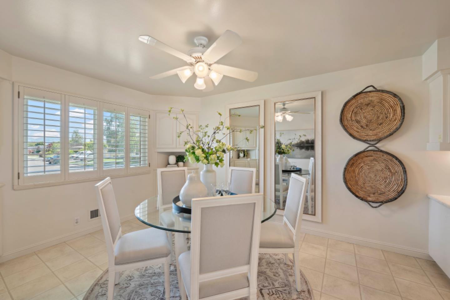 Detail Gallery Image 12 of 62 For 1588 Robsheal Dr, San Jose,  CA 95125 - 3 Beds | 3 Baths