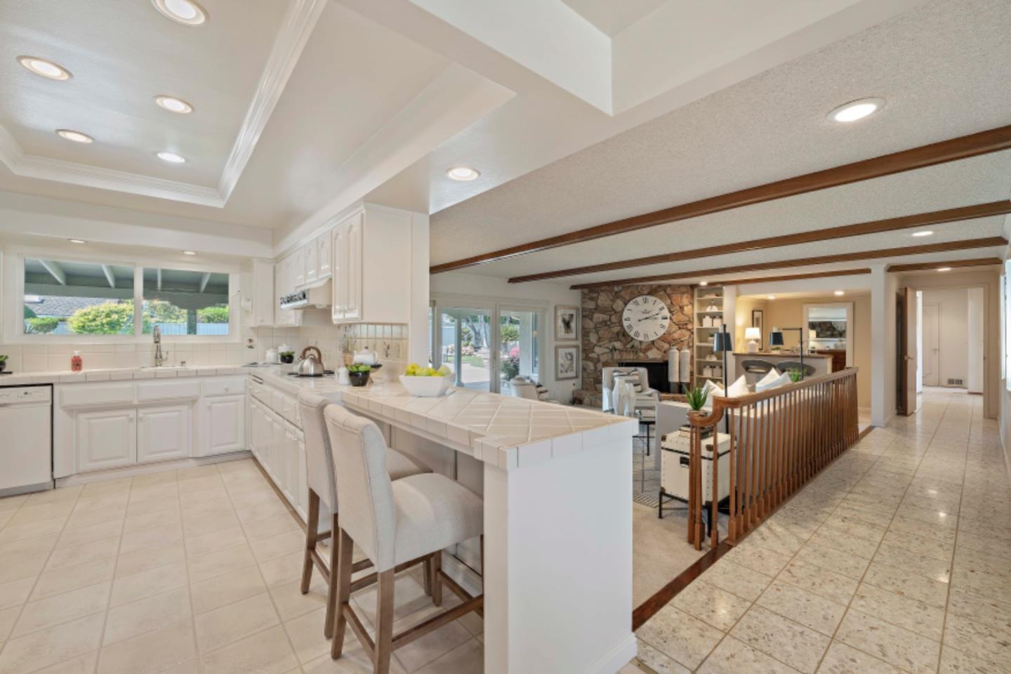 Detail Gallery Image 14 of 62 For 1588 Robsheal Dr, San Jose,  CA 95125 - 3 Beds | 3 Baths