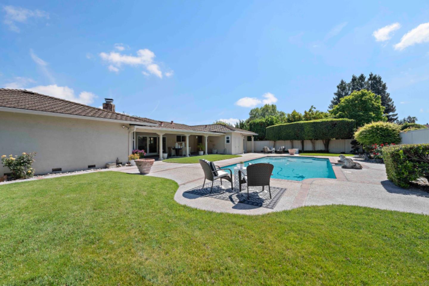 Detail Gallery Image 57 of 62 For 1588 Robsheal Dr, San Jose,  CA 95125 - 3 Beds | 3 Baths