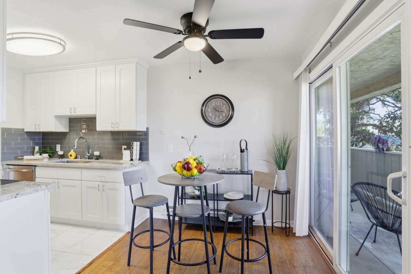 Detail Gallery Image 16 of 35 For 7150 Rainbow Dr #4,  San Jose,  CA 95129 - 2 Beds | 1 Baths