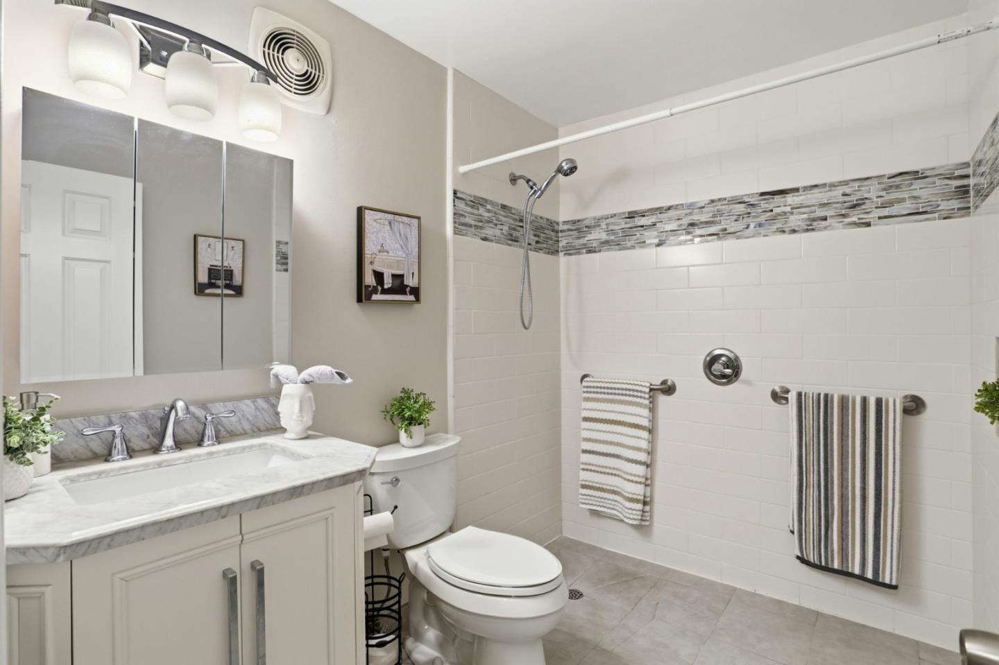 Detail Gallery Image 28 of 35 For 7150 Rainbow Dr #4,  San Jose,  CA 95129 - 2 Beds | 1 Baths