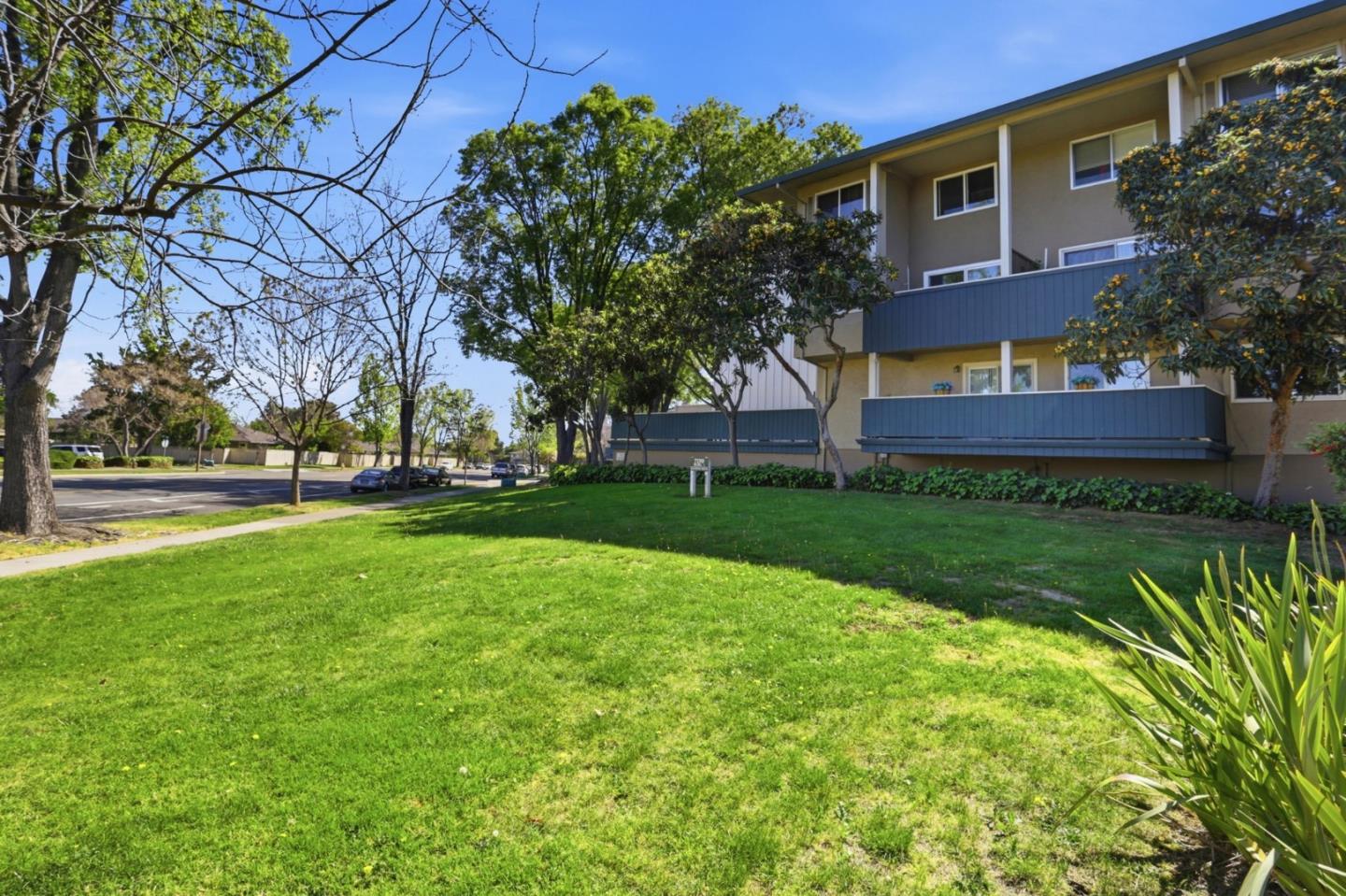 Detail Gallery Image 33 of 35 For 7150 Rainbow Dr #4,  San Jose,  CA 95129 - 2 Beds | 1 Baths